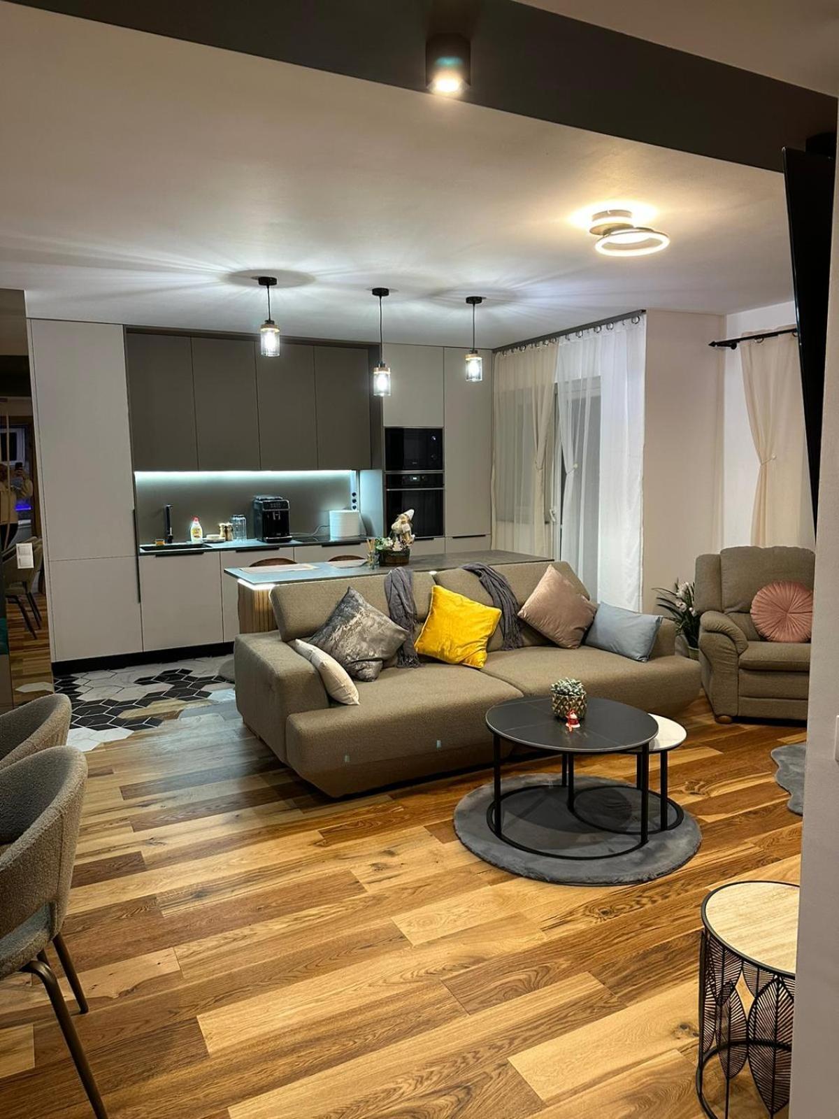סיביו Apartament De Lux Andre מראה חיצוני תמונה